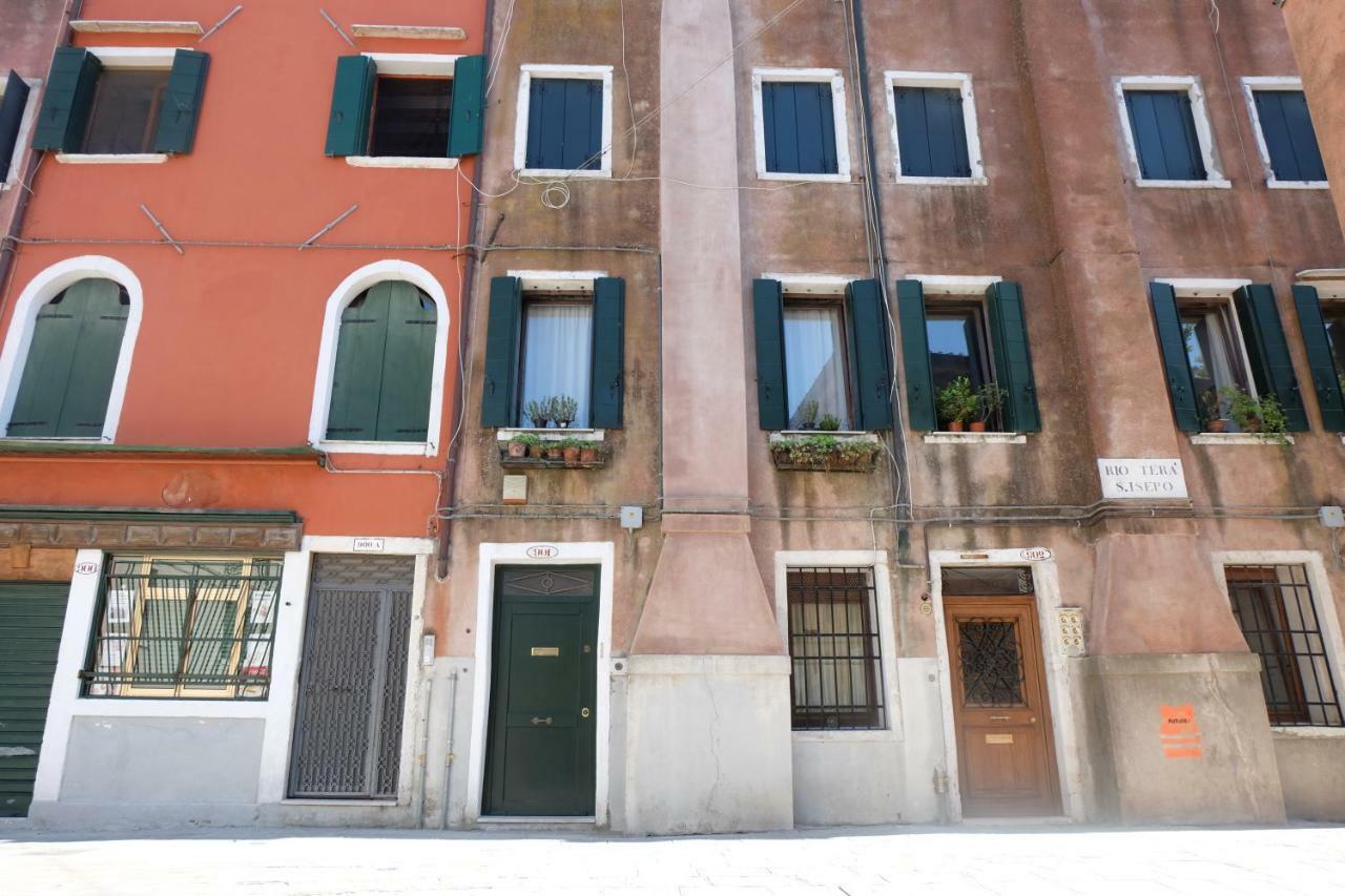Апартаменты Casa Mongolfiere Venezia Экстерьер фото